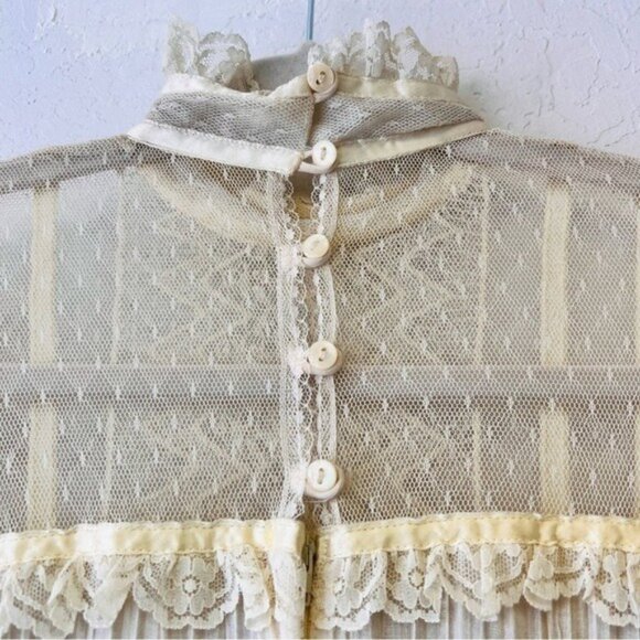 Vintage Victorian Lace Length Cream Colored Dress - Picture 5 of 13